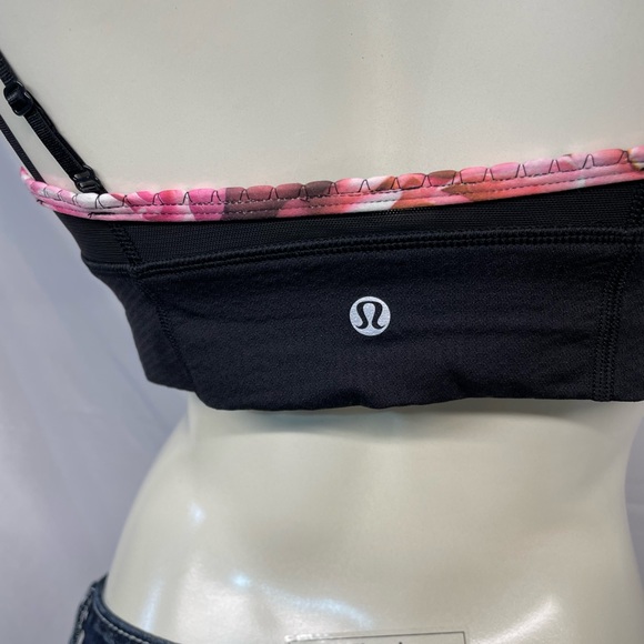 Women’s size 8 lululemon bra - Picture 5 of 7